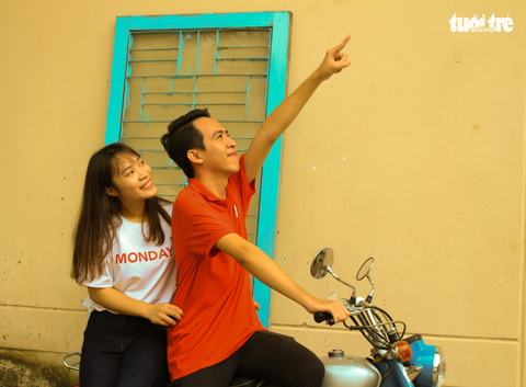 Vừa hiến máu, vừa chụp ảnh phong cách Sài Gòn xưa - Ảnh 7. Vừa hiến máu, vừa chụp ảnh phong cách Sài Gòn xưa - Ảnh 7.