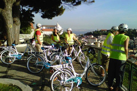 Bồ Đào Nha triển khai dịch vụ đi chung xe đạp tại thủ đô Lisbon - Ảnh 1. Bồ Đào Nha triển khai dịch vụ đi chung xe đạp tại thủ đô Lisbon - Ảnh 1.