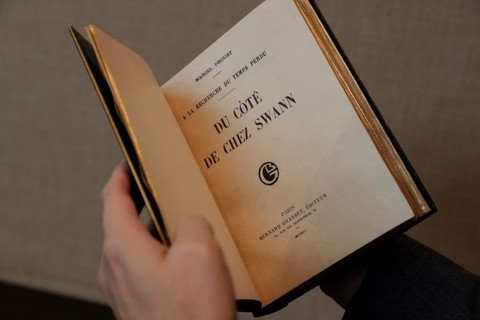 Đi tìm kho báu của tiểu thuyết gia người Pháp Marcel Proust - Ảnh 1. Đi tìm kho báu của tiểu thuyết gia người Pháp Marcel Proust - Ảnh 1.