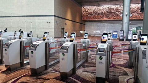Nhà ga hàng không hiện đại: đăng ký tự động hoàn toàn - Ảnh 1. Nhà ga hàng không hiện đại: đăng ký tự động hoàn toàn - Ảnh 1.