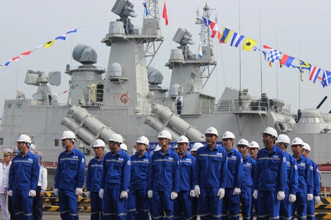 Thượng cờ 2 tàu tên lửa tấn công nhanh do Việt Nam đóng - Ảnh 2. Thượng cờ 2 tàu tên lửa tấn công nhanh do Việt Nam đóng - Ảnh 2.