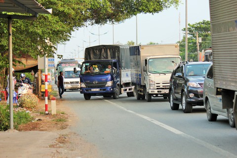 Cao tốc TP.HCM - Trung Lương kẹt cứng, vẫn không xả trạm thu phí - Ảnh 3. Cao tốc TP.HCM - Trung Lương kẹt cứng, vẫn không xả trạm thu phí - Ảnh 3.