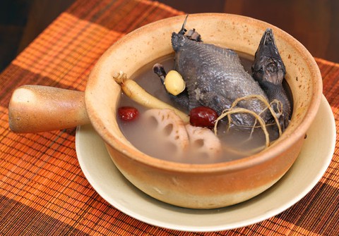 Gà ác và những món ăn - bài thuốc quí - Ảnh 1. Gà ác và những món ăn - bài thuốc quí - Ảnh 1.