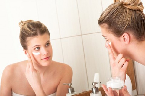 Mất bao lâu mỗi ngày để có một làn da mịn và căng bóng? - Ảnh 1. Mất bao lâu mỗi ngày để có một làn da mịn và căng bóng? - Ảnh 1.