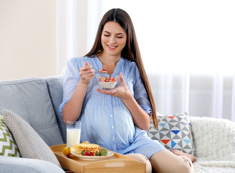 Dinh dưỡng mẹ cải thiện tầm vóc con - Ảnh 1. Dinh dưỡng mẹ cải thiện tầm vóc con - Ảnh 1.