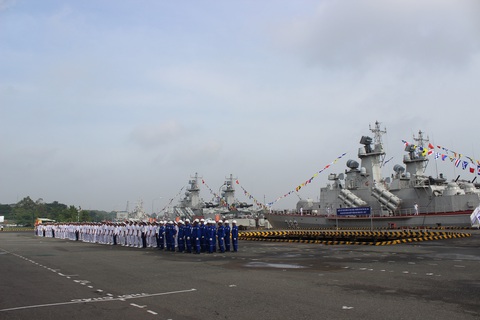 Thượng cờ 2 tàu tên lửa tấn công nhanh do Việt Nam đóng - Ảnh 4. Thượng cờ 2 tàu tên lửa tấn công nhanh do Việt Nam đóng - Ảnh 4.
