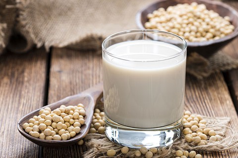 Uống sữa đậu nành có tác dụng giảm béo không? - Ảnh 1. Uống sữa đậu nành có tác dụng giảm béo không? - Ảnh 1.