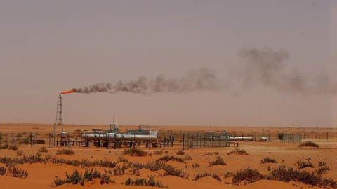 Saudi Arabia lên kế hoạch giảm xuất khẩu dầu thô tháng 12 - Ảnh 1. Saudi Arabia lên kế hoạch giảm xuất khẩu dầu thô tháng 12 - Ảnh 1.