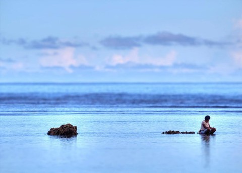 Chính phủ Fiji di dời hàng chục ngôi làng do nước biển dâng cao - Ảnh 1. Chính phủ Fiji di dời hàng chục ngôi làng do nước biển dâng cao - Ảnh 1.