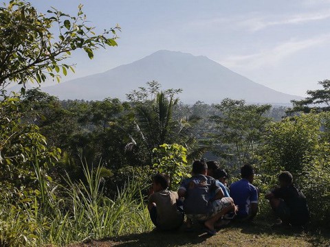 Núi lửa trên đảo Bali có thể hoạt động trở lại sau hơn 50 năm ngủ yên - Ảnh 1. Núi lửa trên đảo Bali có thể hoạt động trở lại sau hơn 50 năm ngủ yên - Ảnh 1.