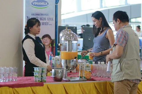 Hơn nửa triệu sản phẩm Vinamilk phục vụ APEC 2017 - Ảnh 1. Hơn nửa triệu sản phẩm Vinamilk phục vụ APEC 2017 - Ảnh 1.