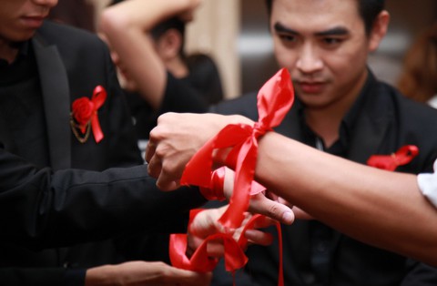 Vượt lên HIV - Ảnh 1. Vượt lên HIV - Ảnh 1.