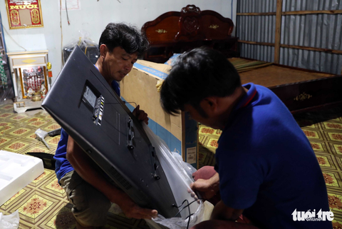 Nhiều tàu cá vào vùng biển Thái Lan, Malaysia xin tránh bão - Ảnh 9. Nhiều tàu cá vào vùng biển Thái Lan, Malaysia xin tránh bão - Ảnh 9.