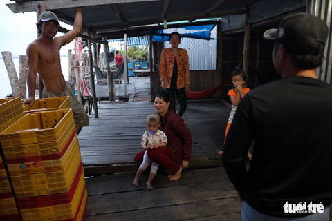 Nhiều tàu cá vào vùng biển Thái Lan, Malaysia xin tránh bão - Ảnh 10. Nhiều tàu cá vào vùng biển Thái Lan, Malaysia xin tránh bão - Ảnh 10.