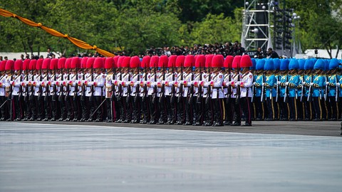 Những hình ảnh ấn tượng trong lễ hỏa táng vua Thái Lan - Ảnh 17. Những hình ảnh ấn tượng trong lễ hỏa táng vua Thái Lan - Ảnh 17.