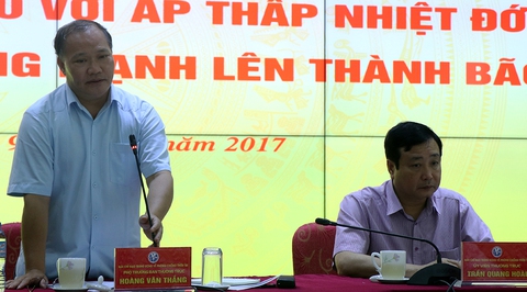Trung ương họp khẩn ứng phó áp thấp nhiệt đới gần bờ - Ảnh 1. Trung ương họp khẩn ứng phó áp thấp nhiệt đới gần bờ - Ảnh 1.