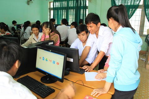 Nhiều tỉnh chấn chỉnh lạm thu tiền trường - Ảnh 1. Nhiều tỉnh chấn chỉnh lạm thu tiền trường - Ảnh 1.