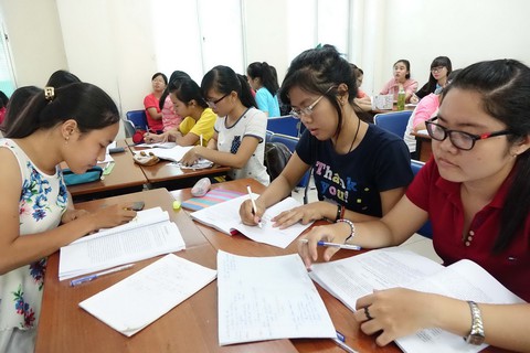 Sinh viên không đạt chuẩn B1 ngoại ngữ, tính sao đây? - Ảnh 1. Sinh viên không đạt chuẩn B1 ngoại ngữ, tính sao đây? - Ảnh 1.