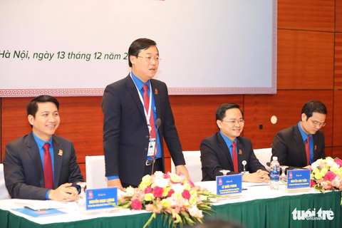 Thông tin chén ngọc tặng đại biểu dự Đại hội Đoàn không chính xác - Ảnh 1. Thông tin chén ngọc tặng đại biểu dự Đại hội Đoàn không chính xác - Ảnh 1.