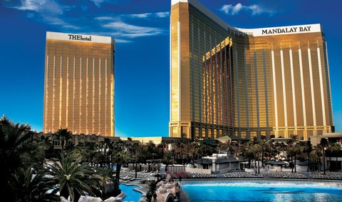 Hung thủ thảm sát Las Vegas: giàu có, cô độc và khó hiểu - Ảnh 5. Hung thủ thảm sát Las Vegas: giàu có, cô độc và khó hiểu - Ảnh 5.