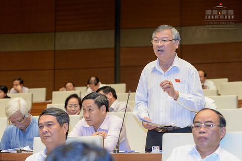 Đại biểu tranh luận kịch liệt vụ nghi phân bón giả Thuận Phong - Ảnh 1. Đại biểu tranh luận kịch liệt vụ nghi phân bón giả Thuận Phong - Ảnh 1.