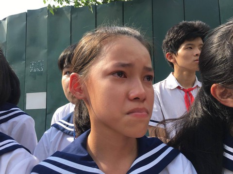 Nghẹn ngào đưa tiễn PGS-TS Văn Như Cương về cõi vĩnh hằng - Ảnh 13. Nghẹn ngào đưa tiễn PGS-TS Văn Như Cương về cõi vĩnh hằng - Ảnh 13.