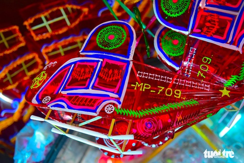 Xóm lồng đèn hơn nửa thế kỷ ở Sài Gòn hối hả mùa Trung thu - Ảnh 14. Xóm lồng đèn hơn nửa thế kỷ ở Sài Gòn hối hả mùa Trung thu - Ảnh 14.