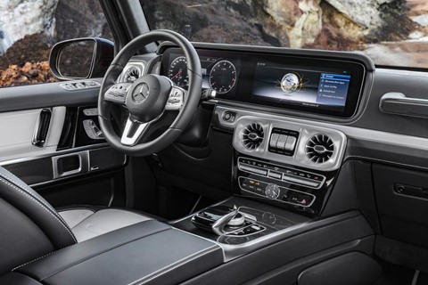 Ngắm nội thất chiếc xe Mercedes G-Class 2018 - Ảnh 2. Ngắm nội thất chiếc xe Mercedes G-Class 2018 - Ảnh 2.