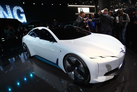 Những chiếc xe hơi hấp dẫn nhất Frankfurt Motor Show (Phần 1) - Ảnh 16. Những chiếc xe hơi hấp dẫn nhất Frankfurt Motor Show (Phần 1) - Ảnh 16.