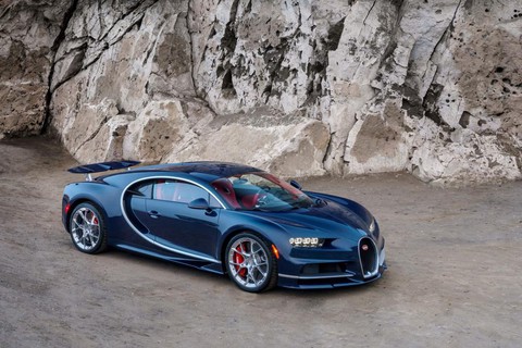 Chỉ 32 giây, Bugatti Chiron tăng tốc từ 0 lên 400km - Ảnh 1. Chỉ 32 giây, Bugatti Chiron tăng tốc từ 0 lên 400km - Ảnh 1.