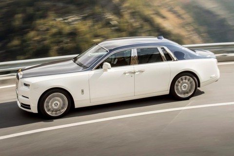 Ngắm siêu phẩm Rolls-Royce Phantom 2017: đẹp không tì vết - Ảnh 3. Ngắm siêu phẩm Rolls-Royce Phantom 2017: đẹp không tì vết - Ảnh 3.