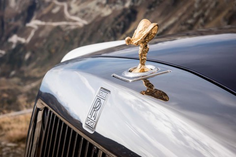 Ngắm siêu phẩm Rolls-Royce Phantom 2017: đẹp không tì vết - Ảnh 5. Ngắm siêu phẩm Rolls-Royce Phantom 2017: đẹp không tì vết - Ảnh 5.