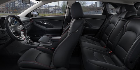 Elantra GT Sport 2018: chiếc xe lý tưởng dành cho cả gia đình - Ảnh 6. Elantra GT Sport 2018: chiếc xe lý tưởng dành cho cả gia đình - Ảnh 6.