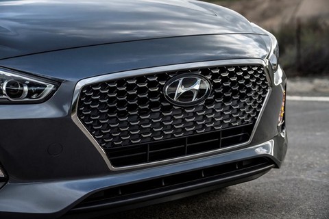 Elantra GT Sport 2018: chiếc xe lý tưởng dành cho cả gia đình - Ảnh 8. Elantra GT Sport 2018: chiếc xe lý tưởng dành cho cả gia đình - Ảnh 8.