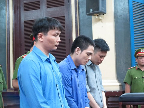 Không tìm ra hung thủ chính, bộ ba lãnh chung án chung thân - Ảnh 1. Không tìm ra hung thủ chính, bộ ba lãnh chung án chung thân - Ảnh 1.