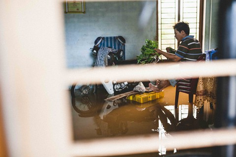 Vào vùng rốn lũ Đại Lộc, hơn 4.000 nhà ngập sâu hơn 1m - Ảnh 16. Vào vùng rốn lũ Đại Lộc, hơn 4.000 nhà ngập sâu hơn 1m - Ảnh 16.
