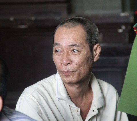 Y án 12 năm tù người chồng ép vợ uống thuốc sâu - Ảnh 1. Y án 12 năm tù người chồng ép vợ uống thuốc sâu - Ảnh 1.