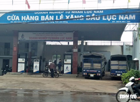 Phạt 300 triệu công ty bán hơn 5.500 lít xăng dỏm - Ảnh 1. Phạt 300 triệu công ty bán hơn 5.500 lít xăng dỏm - Ảnh 1.