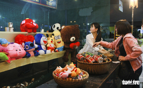 Lễ hội ẩm thực Food Fest ngày đầu hoành tráng nhưng chưa đặc sắc - Ảnh 12. Lễ hội ẩm thực Food Fest ngày đầu hoành tráng nhưng chưa đặc sắc - Ảnh 12.
