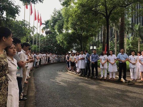 Ghép tế bào gốc xuyên biên giới - sự kiện y tế đáng nhớ năm 2017 - Ảnh 9. Ghép tế bào gốc xuyên biên giới - sự kiện y tế đáng nhớ năm 2017 - Ảnh 9.