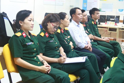 Học tiếng Anh chuyên sâu về gìn giữ hòa bình - Ảnh 3. Học tiếng Anh chuyên sâu về gìn giữ hòa bình - Ảnh 3.