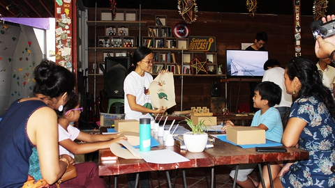 Tôi mong nhiều em bé được trải nghiệm in tranh Đông Hồ - Ảnh 1. Tôi mong nhiều em bé được trải nghiệm in tranh Đông Hồ - Ảnh 1.