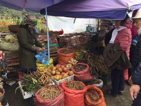 ADB nâng dự báo tăng trưởng Việt Nam lên 6,7% năm 2018 - Ảnh 1. ADB nâng dự báo tăng trưởng Việt Nam lên 6,7% năm 2018 - Ảnh 1.