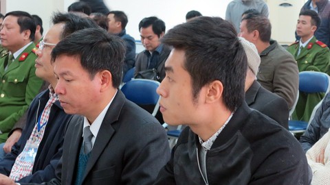 Xin lỗi cựu sinh viên ngân hàng bị kết án 30 tháng tù oan - Ảnh 1. Xin lỗi cựu sinh viên ngân hàng bị kết án 30 tháng tù oan - Ảnh 1.