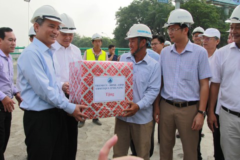 Đà Nẵng thông xe hầm chui Điện Biên Phủ sớm 2 tháng phục vụ APEC - Ảnh 3. Đà Nẵng thông xe hầm chui Điện Biên Phủ sớm 2 tháng phục vụ APEC - Ảnh 3.