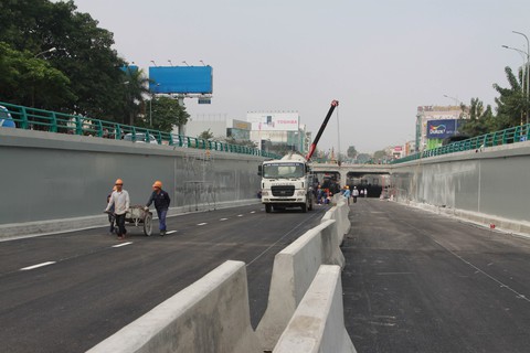 Đà Nẵng thông xe hầm chui Điện Biên Phủ sớm 2 tháng phục vụ APEC - Ảnh 4. Đà Nẵng thông xe hầm chui Điện Biên Phủ sớm 2 tháng phục vụ APEC - Ảnh 4.