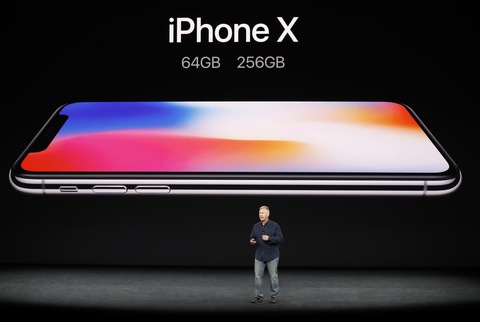 Người dùng cho rằng iPhone X quá đắt đỏ - Ảnh 2. Người dùng cho rằng iPhone X quá đắt đỏ - Ảnh 2.