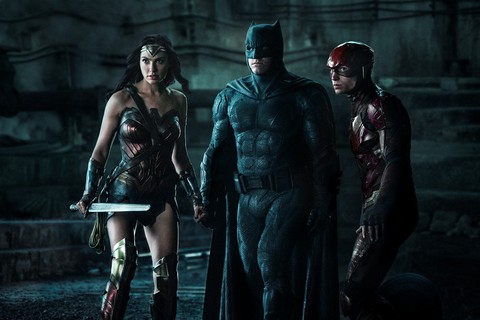 Justice League và khi Người Dơi ục ịch bên những siêu anh hùng - Ảnh 5. Justice League và khi Người Dơi ục ịch bên những siêu anh hùng - Ảnh 5.