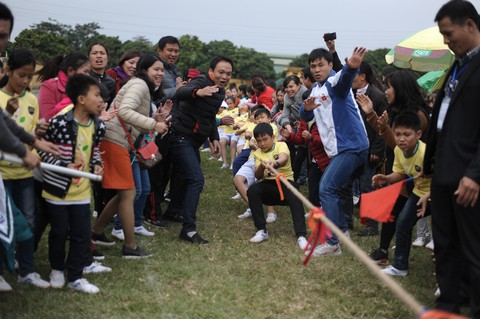 Hội thao Fami Kid tiếp tục sôi động tại Hưng Yên - Ảnh 1. Hội thao Fami Kid tiếp tục sôi động tại Hưng Yên - Ảnh 1.