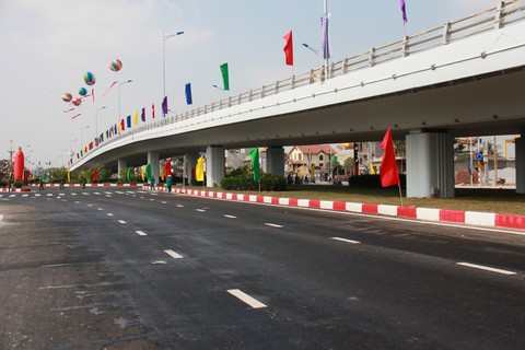 Thủ tướng dự lễ khánh thành hai dự án trọng điểm của Hải Phòng - Ảnh 2. Thủ tướng dự lễ khánh thành hai dự án trọng điểm của Hải Phòng - Ảnh 2.